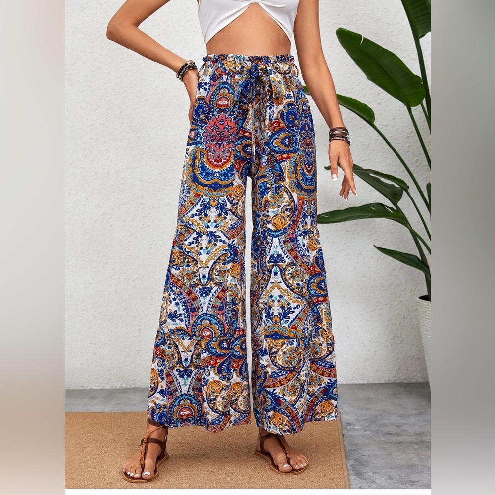 Paisley Print Belted Ruffle Wide Leg Pants - Picture 2 of 9